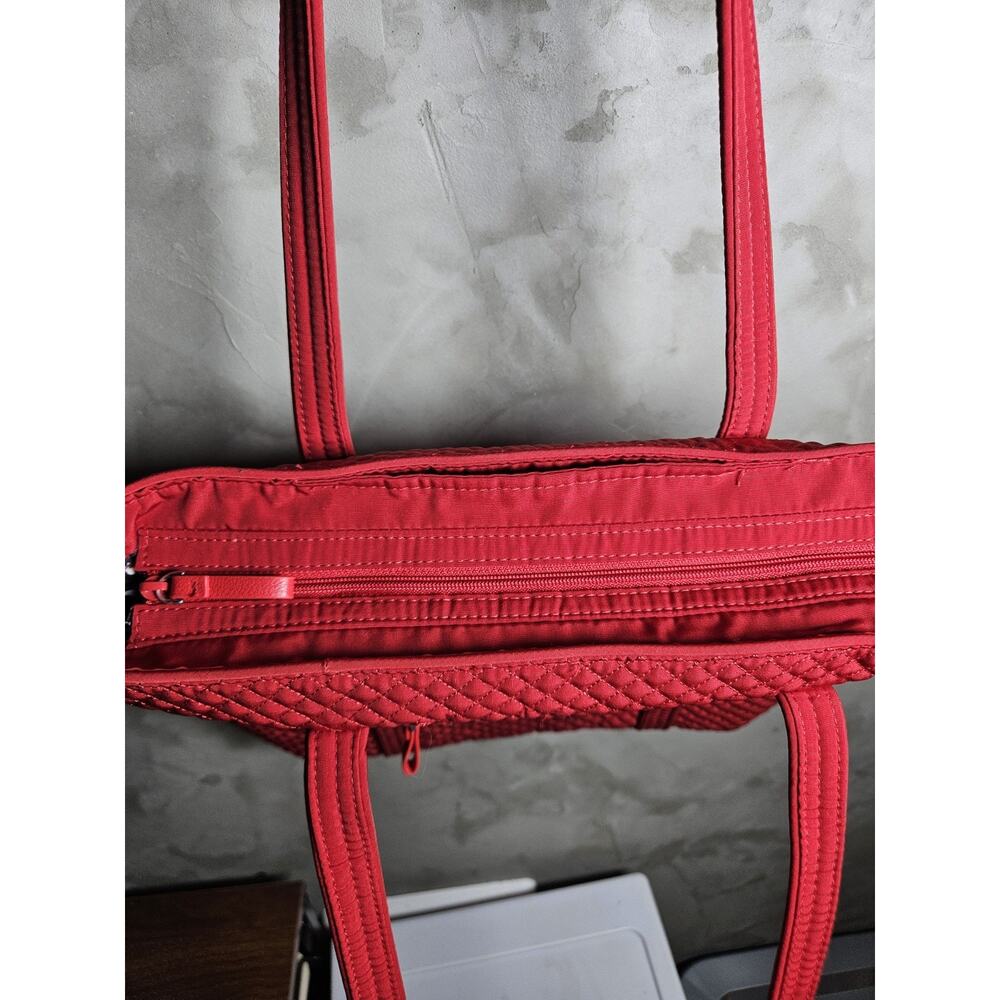 Vera Bradley Red Quilted Tote Bag Zip Closure Inner & Outer Pockets - Picture 8 of 10